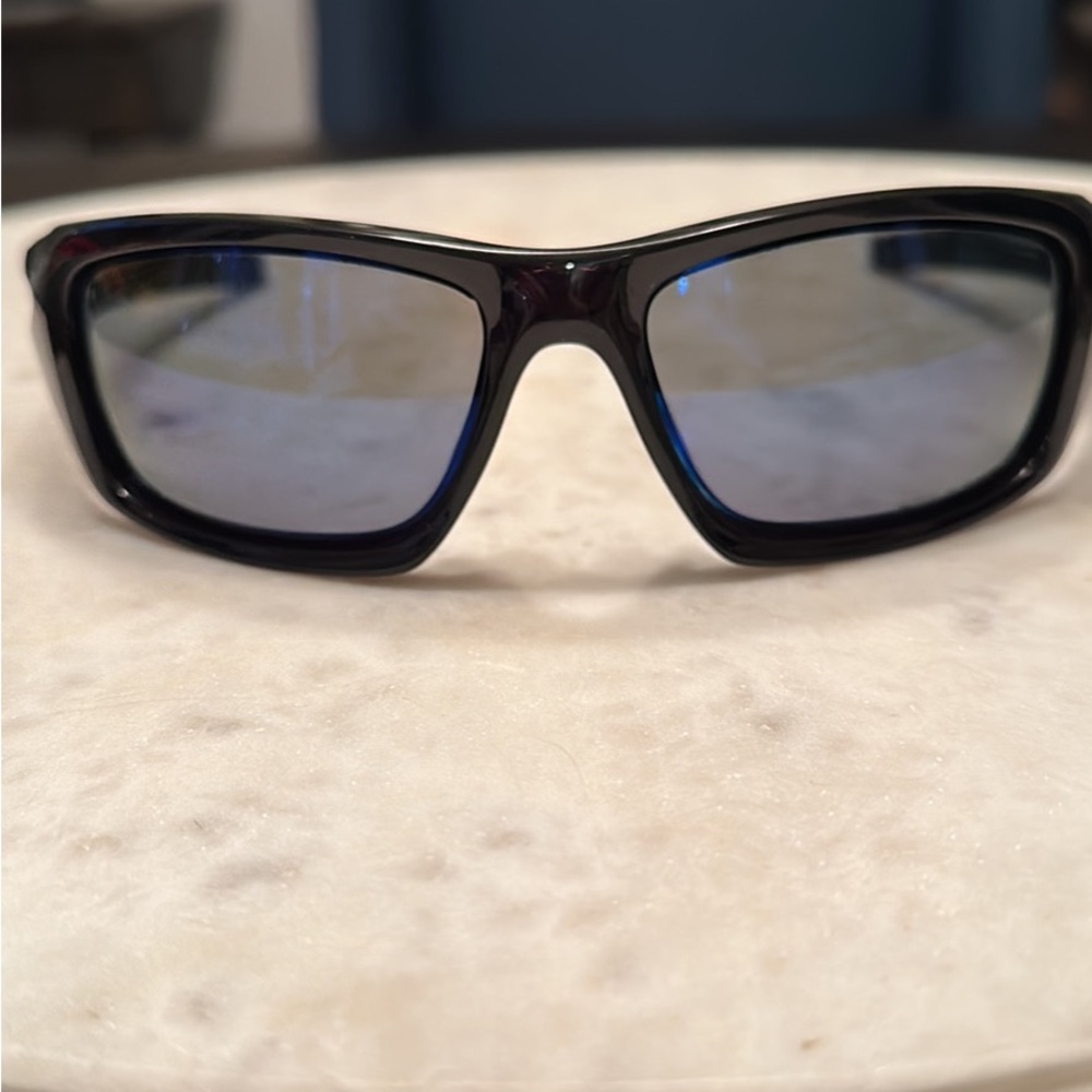 Oakley Valve Deep Blue Iridium Polarized Lenses, Polished Black Frame